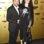 5c8b2e82360000c81a6caa5e