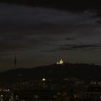 Una de las ventajas de la ciudad condal es que está rodeada de naturaleza, por lo que no hace falta alejarse mucho del centro para encontrar lugares menos iluminados en los que poder contemplar las Perseidas. Uno de ellos es el pantano de Santa...