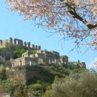 La viajera Mmozamiz relata muy bien la historia de esta ciudad: “Fue abandonada poco después de la Primera Guerra Mundial y de la Guerra de la Independencia turca. El abandono se produjo porque, antes de estas guerras, muchos griegos tuvieron...