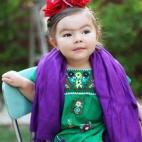 Dress Up Willow Month (Gina Lee Photography)