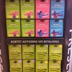 Un vale regalo de iTunes o en cualquier tienda de música virtual nunca parecerá tan sincero como un CD escogido con sumo cuidado y envuelto con un papel bonito. Horas en una tienda, en busca del CD perfecto, intentando descubrir cómo es el 'a...