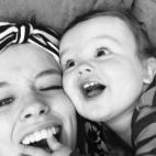 "Não há espaço pessoal, folga, dedos enfiados nas narinas e na boca, nada de tomar banho por dois dias, mas todo o amor e as risadas que você recebe deles valem a pena."