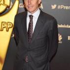 5c8b37bb360000a61b6cbeb6