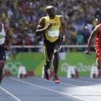 5c8b2a8d240000f404a4414c