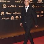 5c8b37c023000004012464db