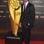 5c8b37c1240000f404a45fb2