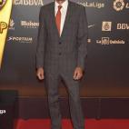 5c8b37c53b000002076d3f85