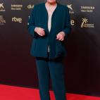 Con un traje de Atelier Tresele.