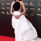 Con un dise&ntilde;o de Stephane Rolland y joyas de Bulgari que pertenecieron a Elizabeth Taylor,