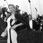 5c8b14642300000401240e4c