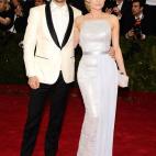 5c8b342c2300000401245cd0