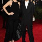 5c8b343422000051001a8957