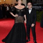 5c8b34342400006d054d1b57