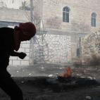 5c8b0e692300003000e779b8