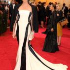 La actriz, de Dior Couture, en la gala del MET 2014 dedicada al diseñador Charles James.