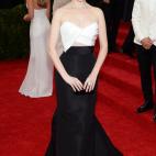 La actriz, de J. Mendel, en la gala del MET 2014 dedicada al diseñador Charles James.