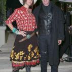 5c8b0e642300007f01240203