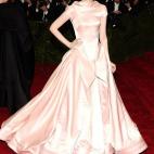 La modelo, en la gala del MET 2014 dedicada al diseñador Charles James.
