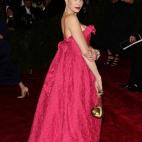 5c8ae71b230000040123e5d2