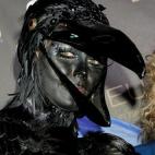 5c8b0e8f230000d504240281