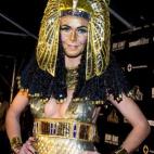 5c8b0e92230000dd04240287