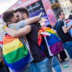 5c8aed5c2400000a05a3e987