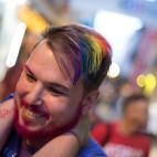 5c8aed5f250000e203c9dea0