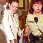 5c8a6bb8360000ba1a6b74a3