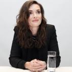 5c8a6bbc240000f404a30f2f