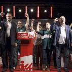 El candidato de IU, Willy Meyer, y el líder de la formación, Cayo Lara, en el acto en Madrid.