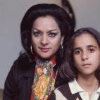 5c8a4996230000d50422e7e2