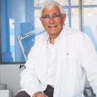 El doctor en Medicina y Cirug&iacute;a Manel Balcells ha sido nombrado conseller de Salud este domingo para el Govern en solitario de ERC, en la que ser&aacute; su vuelta a la Generalitat tras asumir brevemente el cargo de conseller de Universid...