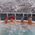 5c8aa9f72400006d054c36a6