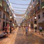 Málaga o Malaka, en la época fenicia, y Malaca, en la época romana, ha sido desde su fundación una de las ciudades más importantes de la costa mediterránea. Hoy, con más de medio millón de habitantes, es la segunda ciudad más poblada de...