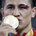 5c8b2f393b000070066d2ce7