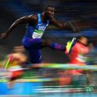 5c8b2fd322000030001a7f52