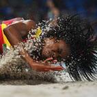 5c8b2fd4230000d5042452cd