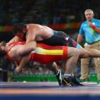 5c8b2fd522000031001a7f5a