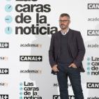 5c8b0ef2240000f404a3fed8