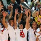 5c8ab21d2300002f00e6ff24