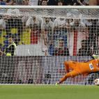 5c8ab21f250000bd05819200