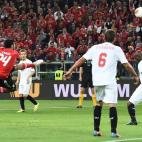 5c8ab220240000f404a38261