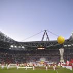 5c8ab2292300000401238763