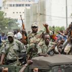 5f3ccd75230000b90652272b