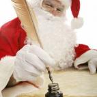 Si alguna vez has deseado que Papá Noel responda a tu carta en Navidad, ésta es tu oportunidad. En la Villa de Santa Claus, situada a las afueras de Rovaniemi (Finlandia), hay un servicio postal que centraliza toda la comunicación dirigida al...