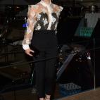 5c8aa77720000045046f7ce2