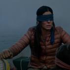 Un lustro despu&eacute;s de que una misteriosa presencia sobrenatural llevara al suicidio a una gran parte de la sociedad, una de las supervivientes y sus dos hijos buscan el modo de salvarse r&iacute;o abajo.Disponible en Netflix.