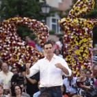 Pedro Sánchez hizo suya la camisa blanca en periodo electoral
