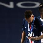 Paris Saint-Germain's Brazilian forward Neymar receives his medal after the UEFA Champions League final football match between Paris Saint-Germain and Bayern Munich at the Luz stadium in Lisbon on August 23, 2020. (Photo by LLUIS GENE / POOL / A...