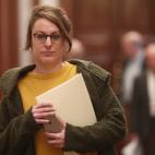 MADRID, SPAIN - JANUARY 15: The spokesman of CUPat the Parliament, Mireia Vehi, is seen arriving to the Spokespeople Board at the Congress of Deputies on January 15, 2020 in Madrid, Spain. (Photo by Eduardo Parra/Europa Press via Getty Images)